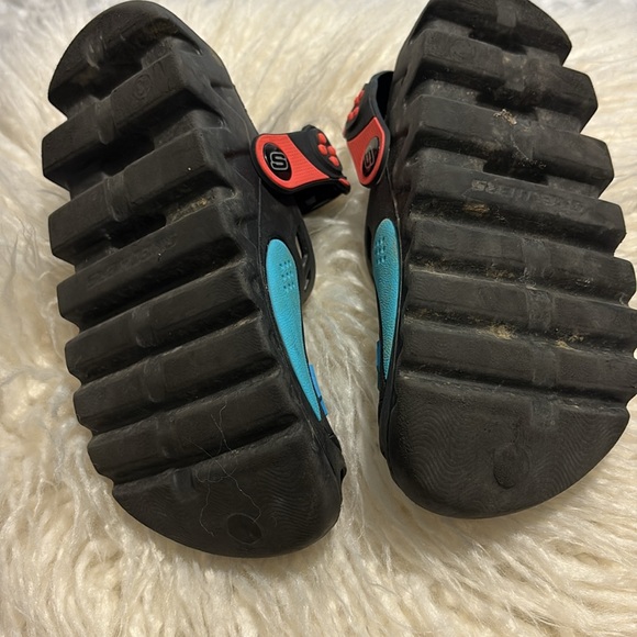 Skechers light up foamies! - Picture 5 of 8